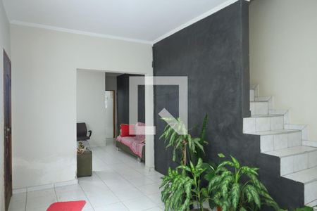 Sala de casa à venda com 3 quartos, 209m² em Limoeiro, São Paulo