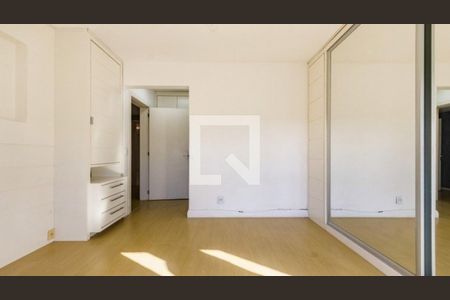 Suíte de apartamento para alugar com 3 quartos, 110m² em Auxiliadora, Porto Alegre