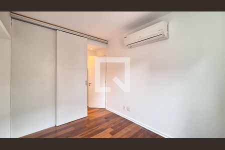 Quarto 1 de apartamento para alugar com 2 quartos, 116m² em Barra Funda, São Paulo