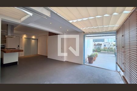 Sala/Cozinha de apartamento para alugar com 2 quartos, 116m² em Barra Funda, São Paulo