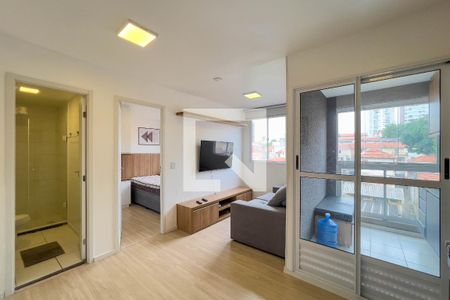 Sala e cozinha de apartamento para alugar com 1 quarto, 30m² em Ipiranga, São Paulo