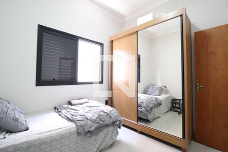 Quarto 1 de casa para alugar com 3 quartos, 142m² em Jardim Brasília, Uberlândia
