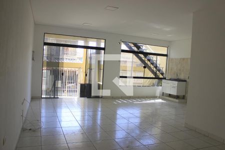 Sala e cozinha (Casa 1) de casa à venda com 5 quartos, 600m² em Vila das Palmeiras, Guarulhos