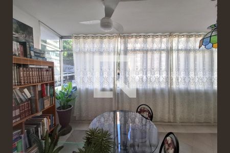 Área comum- Biblioteca  de apartamento para alugar com 1 quarto, 35m² em Laranjeiras, Rio de Janeiro