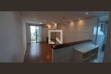 Apartamento à venda com 3 quartos, 72m² em Usina Piratininga, São Paulo