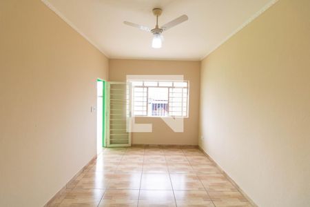 Salas de casa à venda com 5 quartos, 302m² em Vila Maria Eugênia, Campinas
