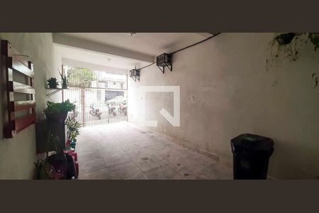 Casa à venda com 6 quartos, 280m² em Pestana, Osasco