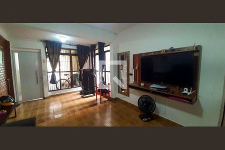 Casa à venda com 6 quartos, 280m² em Pestana, Osasco