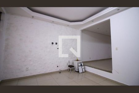 Sala de casa para alugar com 4 quartos, 140m² em Vila Prudente, São Paulo