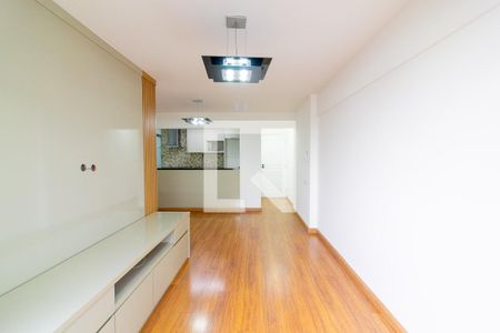 Sala de Estar de apartamento para alugar com 3 quartos, 75m² em Jardim Consorcio, São Paulo