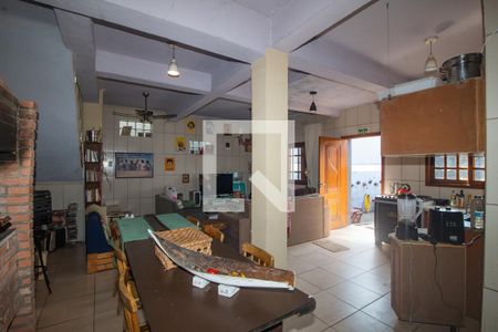 Sala de casa à venda com 5 quartos, 109m² em Ipanema, Porto Alegre