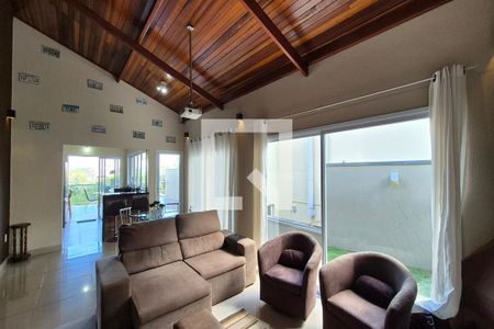 Sala de casa de condomínio para alugar com 4 quartos, 360m² em Swiss Park, Campinas