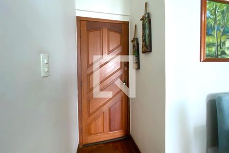 hall de entrada de apartamento à venda com 3 quartos, 76m² em Cidade Nova, Belo Horizonte