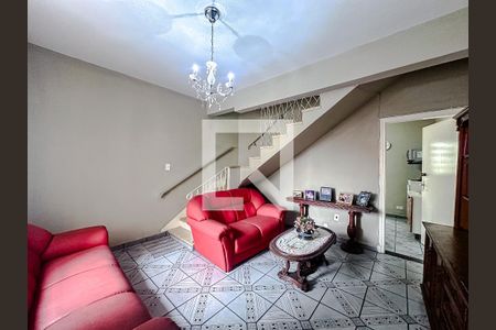 Sala de casa para alugar com 3 quartos, 156m² em Vila Bertioga, São Paulo