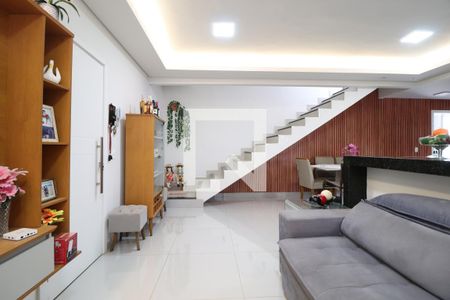 Sala de apartamento para alugar com 2 quartos, 180m² em Santa Mônica, Uberlândia