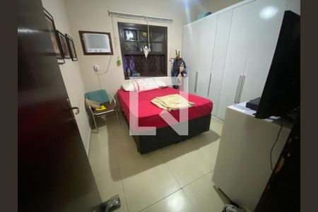 Quarto 1 de casa para alugar com 2 quartos, 300m² em Marapé, Santos