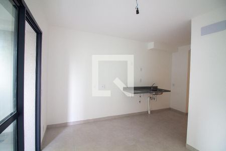 Sala / Quarto - Studio de kitnet/studio à venda com 1 quarto, 24m² em Vila Cordeiro, São Paulo