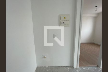 Sala/Cozinha de apartamento à venda com 1 quarto, 24m² em Vila Lageado, São Paulo