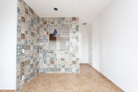 Sala  de apartamento para alugar com 2 quartos, 45m² em Vila Curuçá Velha, São Paulo