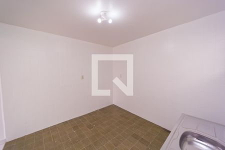 Sala/Cozinha de casa para alugar com 1 quarto, 30m² em Vila Londrina, São Paulo