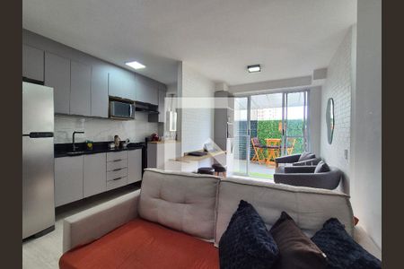 Sala  de apartamento à venda com 2 quartos, 67m² em Recreio dos Bandeirantes, Rio de Janeiro