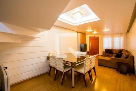 Sala de casa para alugar com 3 quartos, 269m² em Vila Valparaíso, Santo André