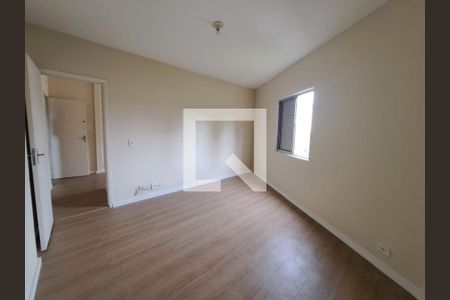 Quarto 1 de apartamento para alugar com 1 quarto, 55m² em Vila Osasco, Osasco