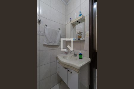 Lavabo de casa para alugar com 3 quartos, 140m² em Vila Chuca, São Paulo