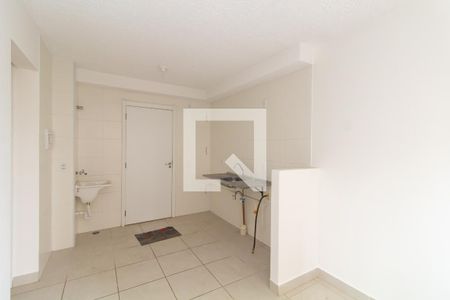 Sala/Cozinha de apartamento para alugar com 2 quartos, 38m² em Colônia (zona Leste), São Paulo