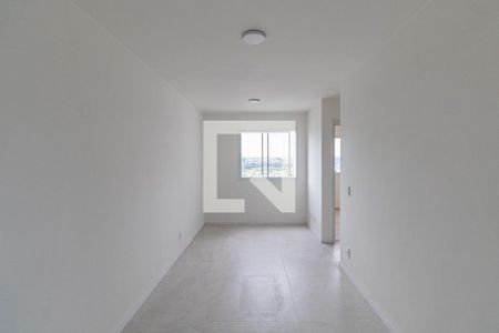 Sala/Cozinha/Área de Serviço  de apartamento para alugar com 2 quartos, 43m² em Itaim Paulista, São Paulo