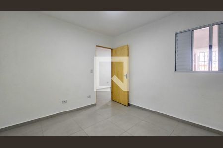 Quarto 1 de kitnet/studio para alugar com 2 quartos, 58m² em Jardim Cristal, São Paulo