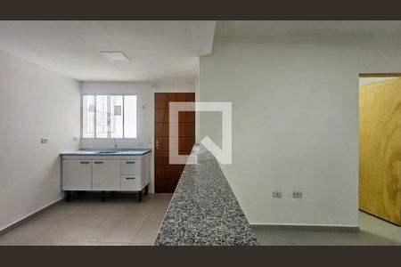 Sala / Cozinha de casa de condomínio para alugar com 1 quarto, 58m² em Interlagos, São Paulo