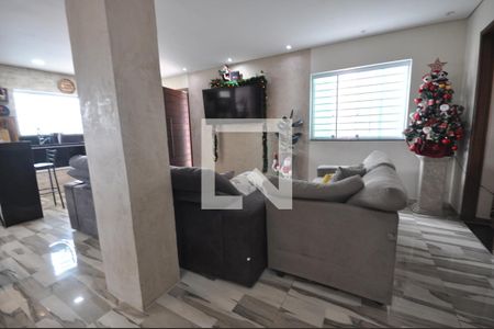 Sala de casa à venda com 3 quartos, 420m² em Tremembé, São Paulo