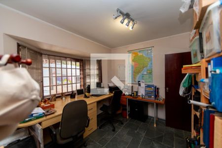 Escritório de casa de condomínio para alugar com 4 quartos, 230m² em Morada dos Pássaros, Barueri