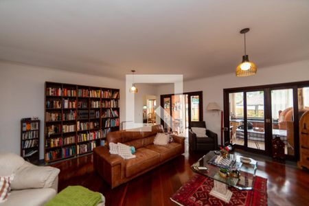 Sala de casa de condomínio para alugar com 4 quartos, 230m² em Morada dos Pássaros, Barueri