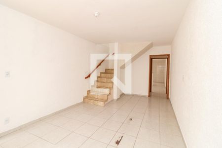 Sala de casa à venda com 3 quartos, 117m² em Parque Edu Chaves, São Paulo