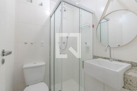 Banheiro de apartamento para alugar com 1 quarto, 28m² em Bela Vista, São Paulo