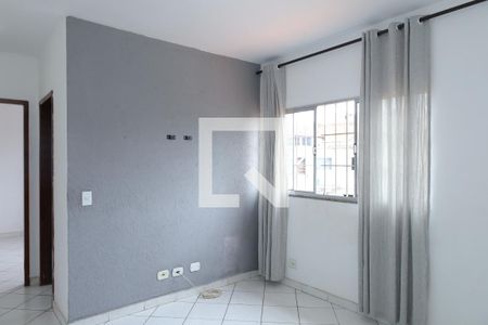 Sala de apartamento para alugar com 2 quartos, 64m² em Vila Taquari, São Paulo