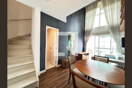 Sala de apartamento para alugar com 1 quarto, 50m² em Moema, São Paulo