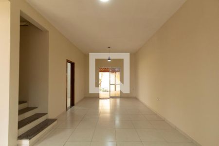 Sala  de casa de condomínio para alugar com 3 quartos, 150m² em Parque São Bento, Sorocaba