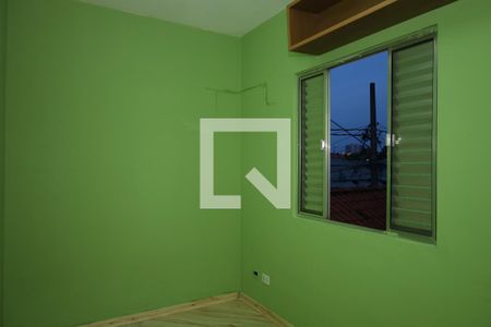 Quarto 2 de casa de condomínio para alugar com 3 quartos, 75m² em Vila Taquari, São Paulo