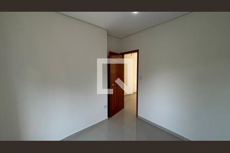 Suite de apartamento à venda com 3 quartos, 90m² em Vila Mazzei, Santo André