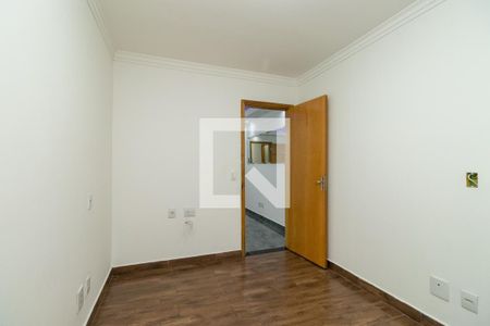Quarto 1 de casa para alugar com 3 quartos, 75m² em Jardim Marília, São Paulo