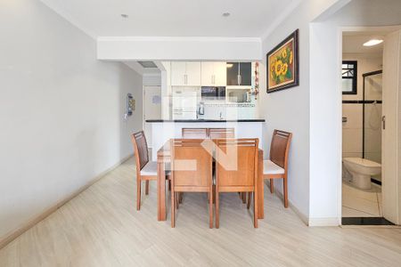 Sala de apartamento para alugar com 2 quartos, 80m² em Jardim Tres Marias, Guarujá