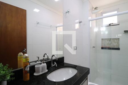Banheiro do Quarto 1 de apartamento para alugar com 2 quartos, 60m² em Jardim Botânico, Uberlândia