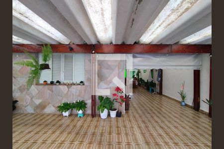 Garagem de casa à venda com 4 quartos, 200m² em Sacomã, São Paulo