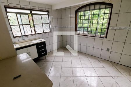 Cozinha de casa à venda com 4 quartos, 158m² em Jardim Monte Alegre, Taboão da Serra