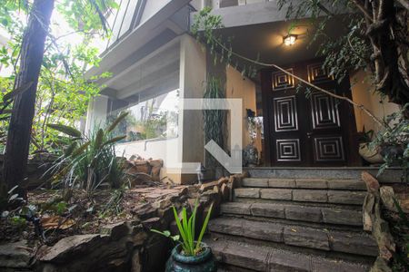 Entrada de casa à venda com 5 quartos, 490m² em Jardim Guedala, São Paulo