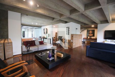 Sala de casa à venda com 5 quartos, 490m² em Jardim Guedala, São Paulo