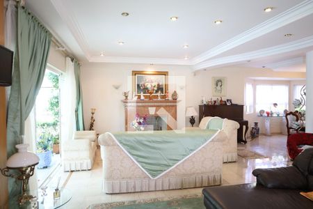 Casa à venda com 5 quartos, 720m² em Interlagos, São Paulo